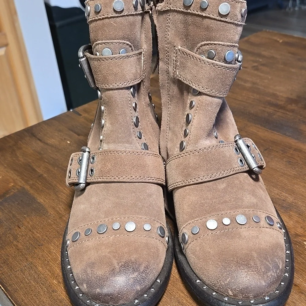 Sam Edelman Drea Studded Suede Tan Moto Boots Ladies 6.5 - Picture 9 of 10